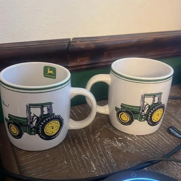 Vtg John Deere Mug Gibson "Nothing Runs Like a Deer" Logo Cup, Green Tractor - Picture 2 of 3